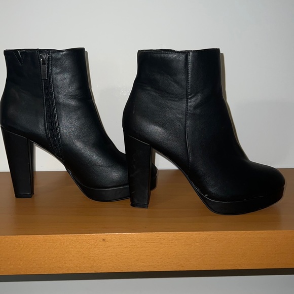 Black Chunk Heel Booties - Picture 3 of 5